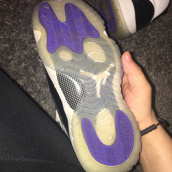 Condords 11 - Picture 2 of 5